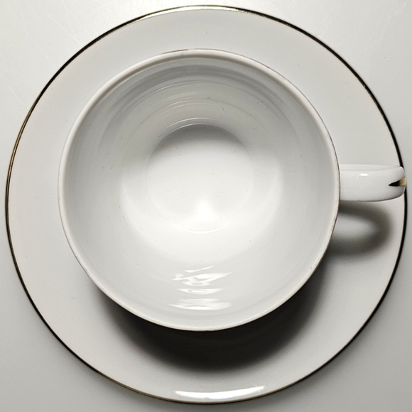 Chateau Frontenac Quebec Souvenir Porcelain Mini Tea Cup & Saucer - Picture 9 of 14